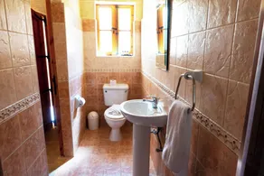 Villeleynah Amazing Gozitan Villa Pool - Happy Rentals - Image 4