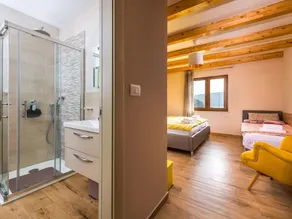Villa with Sea Views, Hot Tub, & Roof Terrace - Image 2
