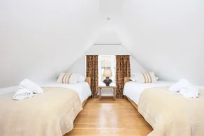 Pass the Keys Character two bed with free parking - Image 4