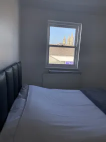 APARTMENT 7, THE CATHEDRAL VIEW - Image 4