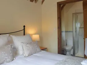 1 chambres à coucher à Tregynon - Image 3
