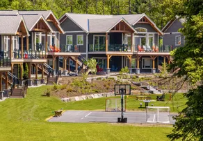 3 + bed 2 bath Villa on Lake Muskoka - Image 4
