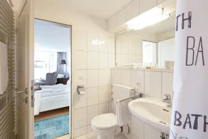 \"Erlebe unvergessliche Tage in der Ferienwohnung Solskin an der Nordsee!\" - Image 3