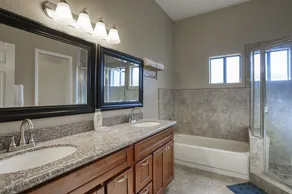 Ahwatukee home in a cul-de-sac - Image 2