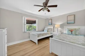 Stunning Luxury villa Sandpiper across the street from the beach! - Image 5