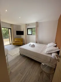 Cosy house with private access to the beach - Image 4