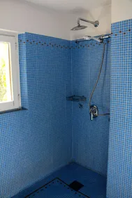 Privatarkitekt villa, safres, grund på 5000m2, swimmingpool 13m. - Image 2