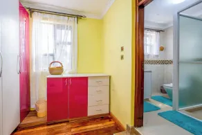 Kilimambogo Villa with a view - Image 3