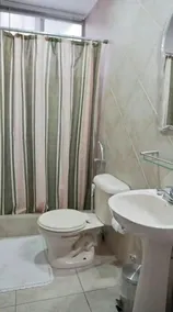 Amazing Ocean Views from this 2 bedroom apartment - Image 4