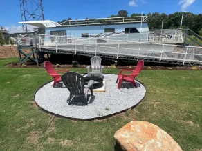 Beached Houseboat-Free Park Pass - Image 5