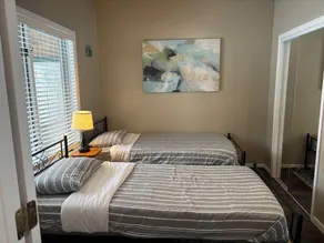 One Oak Vacation Rental - Lake Charlevoix Area - Image 5