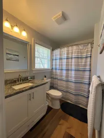 Cozy home/workspace minutes from Dalton and I-75 - Image 3