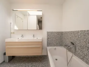 Nice apartment for 6 people with WIFI, TV and balcony - Image 2