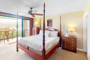 Convenient condo with amazing view of Hanalei Bay, lanai, outdoor pool & hot tub - Image 4