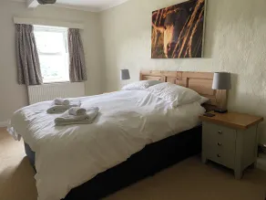 5-bedroom holiday cottage in the Yorkshire Dales sleeping 8, with 2 bathrooms - Image 4