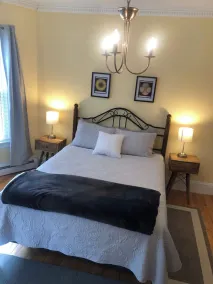 Victorian house, clean comfortable and well located - Image 4