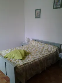 BELOW VILLA WITH GARDEN - Image 3