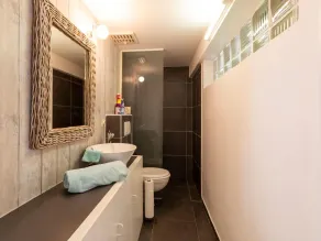 Holiday home in Stavele with terrace - Image 3