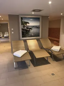 Modern apartment in direct beach location / POOL /sauna /W-LAN, parking included - Image 4