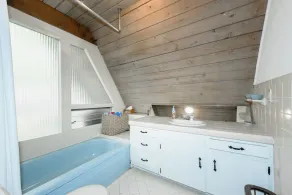 Charming, Private and Fully Furnished Lake Home on Grand Lake - Image 3