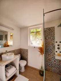 Studio with private garden Aix-Luberon-Verdon * Dinner and Jacuzzi extra - Image 3