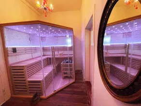 Former farmhouse with artistic ambience, sauna and whirlpool  - Image 4