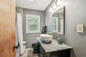 Affordable & Spacious home near Minneapolis - Image 2