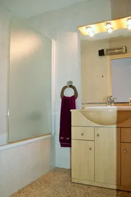 Nær Lloret de Mar, 8 Pax, pool, grill, wifi. - Image 3