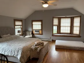 Experience spacious comfort at Open Hearth, a 5-bedroom retreat in Ferry Beach, Saco, ME. - Image 4