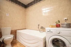 Holiday villa with private pool - Image 2