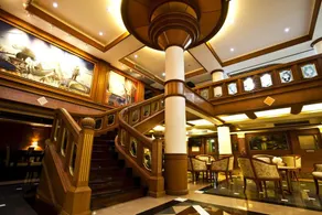 Zaza Hotel - Image 5