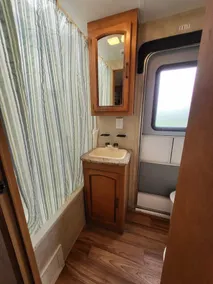 Loads of amenities, Riverfront, Near Smoke Hole, Seneca, Dolly Sods, Blackwater - Image 3