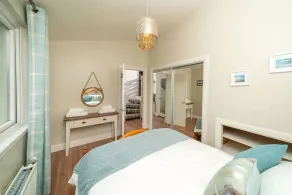 Ferry View Cottage - Private Balcony - Image 5