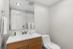 Bay Harbor Sunset Apt 3A - Image 3