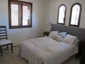 VILLA MODERNA FRONTE MARE, vista incredibile, bella spiaggia di sabbia a pochi passi, WiFi gratuito - Image 3