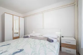 Spacious Holiday Home Joy with pool and playground, Suhovare - Image 5
