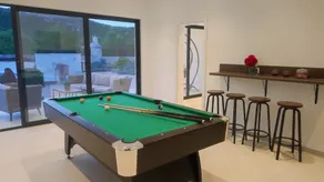 Villa Silentio – Privat paradis med swimmingpool, spabad og sauna - Image 2