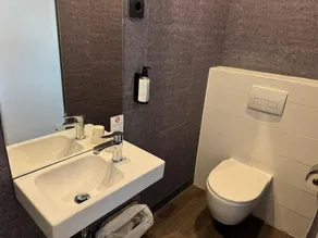 Easyhotel Malaga City Centre - Image 4