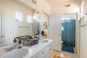 Stylish San Diego Oasis with Jacuzzi, Pool, Firepit and Close to Great Trails - Image 5