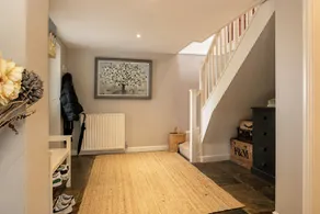 Lovely 5BD Home with Cinema & Games Room - Image 2