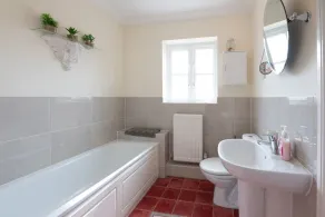 The Little Hopton, Saxmundham - Image 3