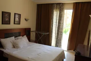 One-Bedroom Apartment with a Garden in Sahl Hasheesh - Image 2