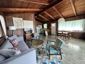Secluded Ocean View Mid-Century Modern Retreat - Image 5