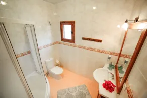 Fredlig Country Cottage Villa med privat pool - Image 3