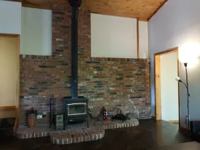 Cozy Cottage Getaway - Image 2