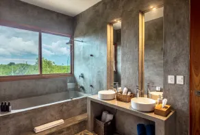 Luxury villa, with a unique design - Image 2