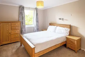 Longships Apartment - two bedroomed apartment within a 15 min walk of the beach. - Image 3