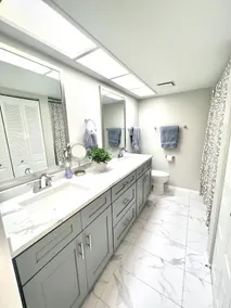 NEW- 2 bed/2 bath WATERVIEW CENTRAL LOCATION TAMPA - Image 3