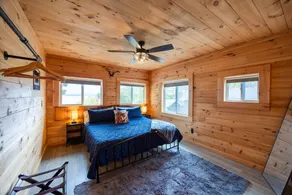 Katahdin - Cabin 4 · Lawrence`s Lakeside Cabins | `Katahdin`: Boat Dock + Kayaks - Image 5