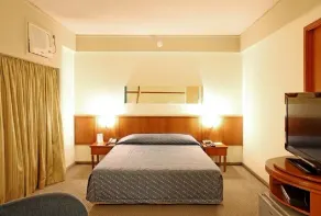 Flat in a great location in the hospital area - Image 3